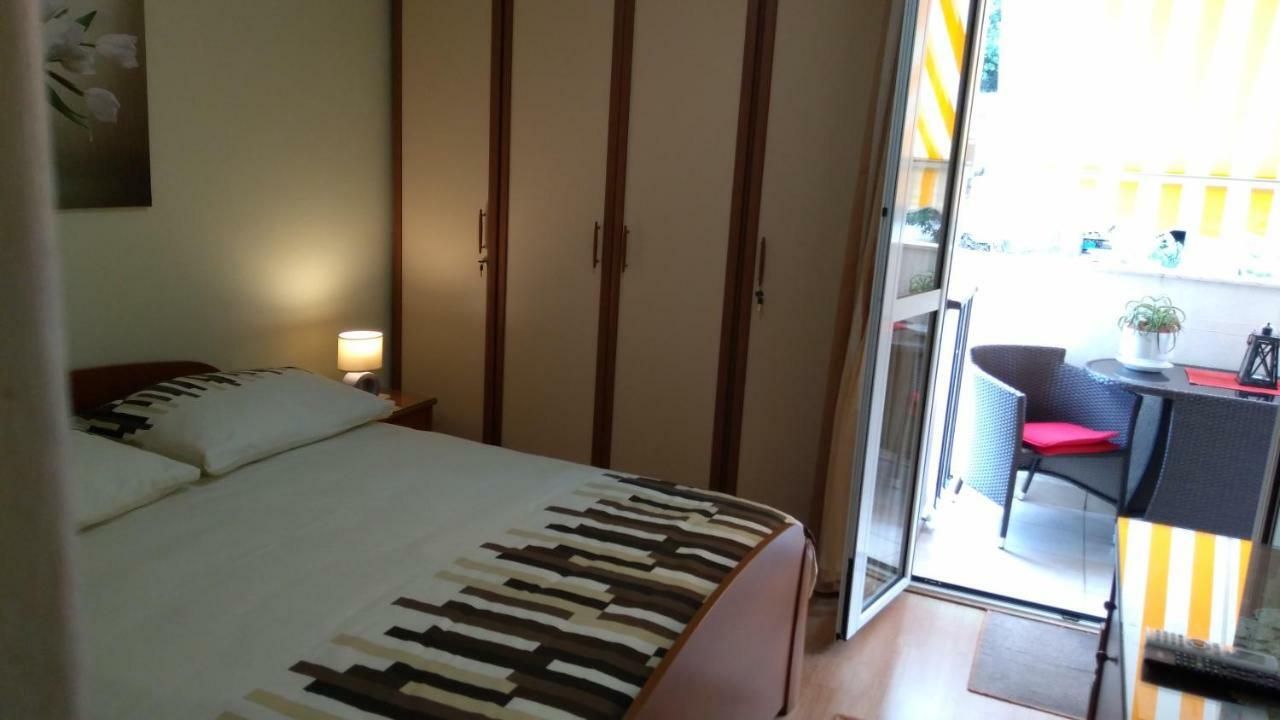 Apartment Tatjana Vis Eksteriør billede