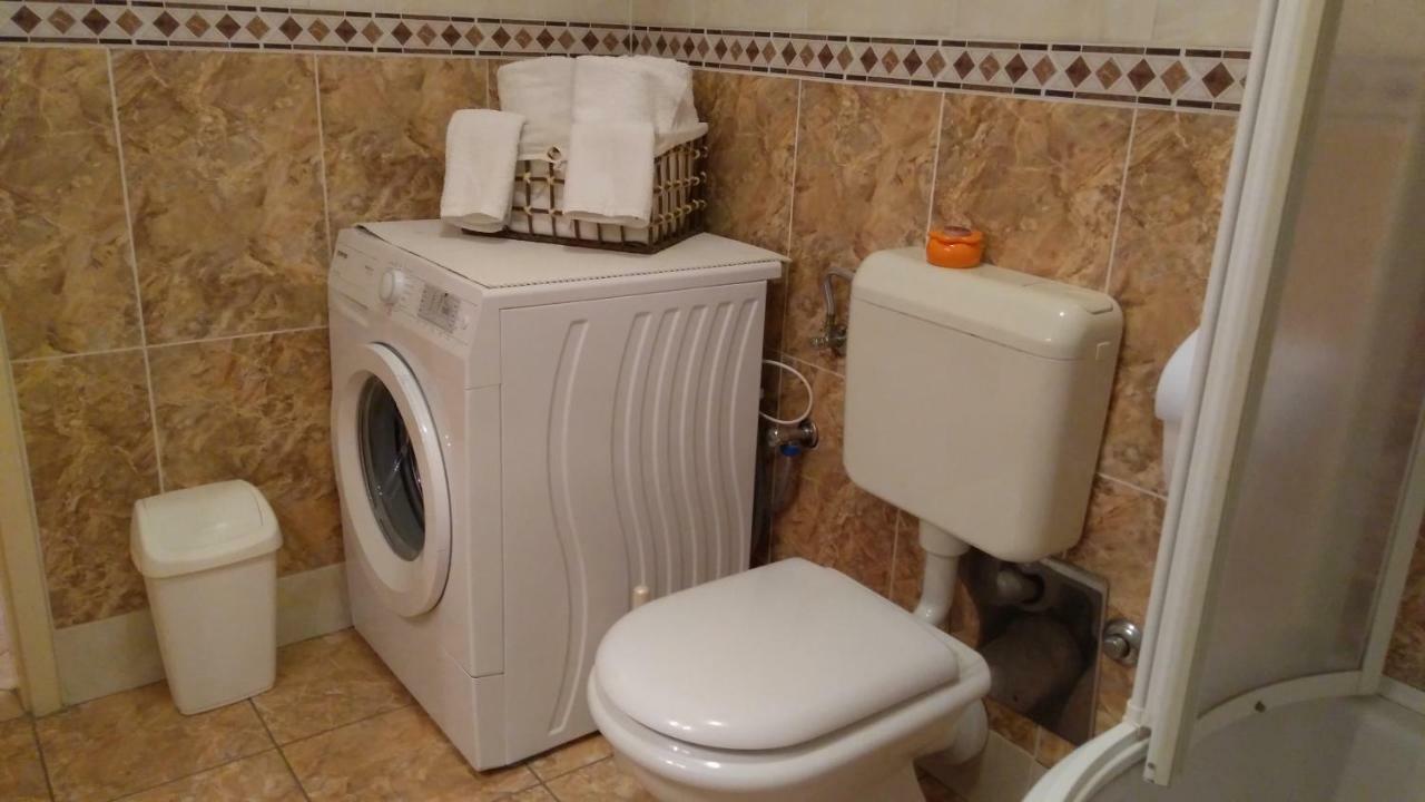 Apartment Tatjana Vis Eksteriør billede